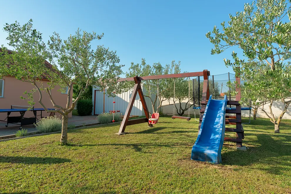 Ferienhaus in Galovac mit Pool 999207921 35918 – Foto 4