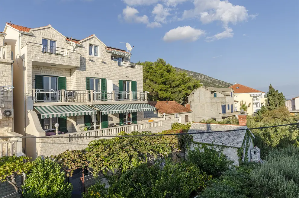 Ferienwohnung in Bol  66124750 11675