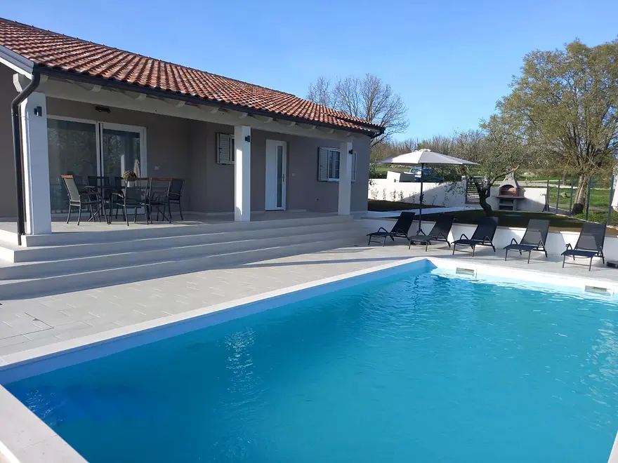 Ferienwohnung in Tinjan mit Pool 999224920 42428 – Foto 9