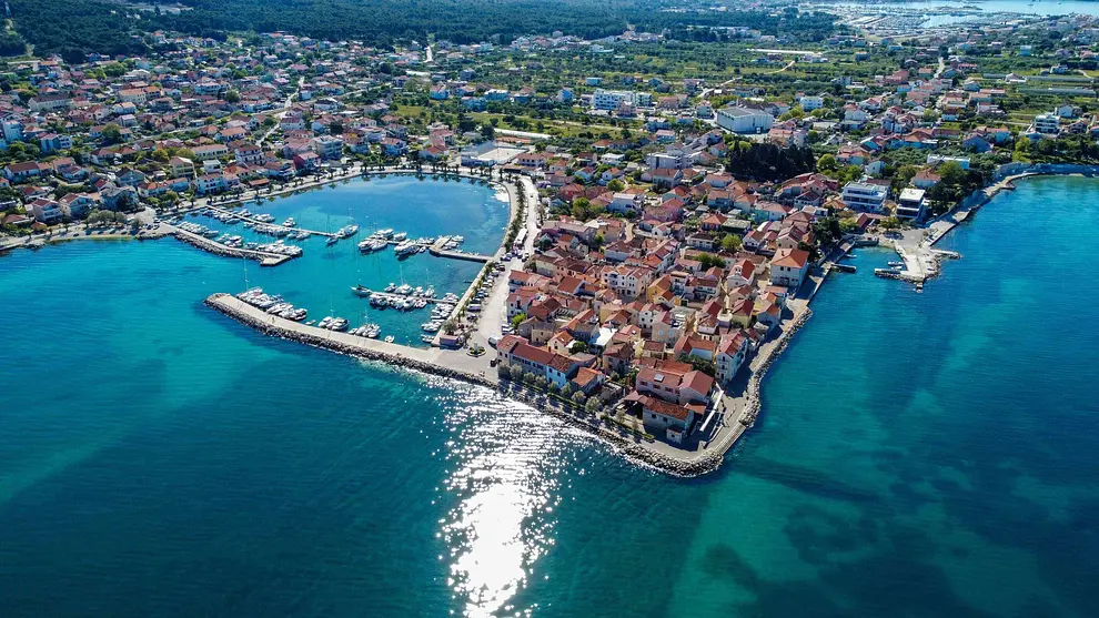 Ferienhaus in Bibinje mit Pool 999209407 37331