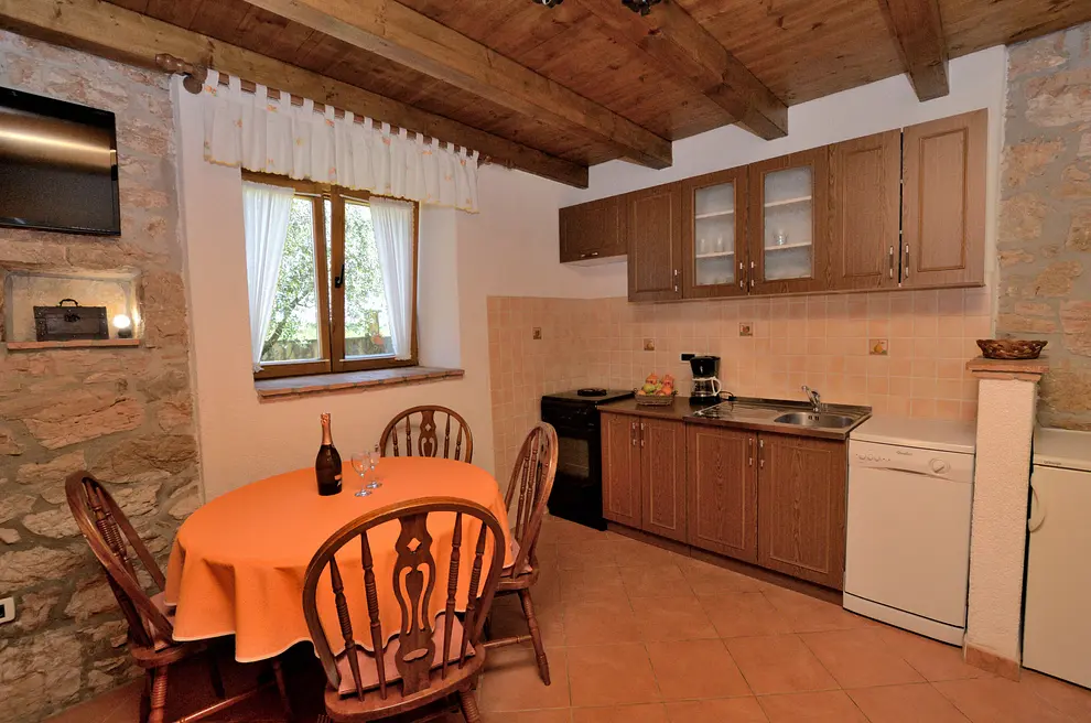 Ferienwohnung in Porec mit Pool und haustiergeeignet 999203644 31879 – Foto 3