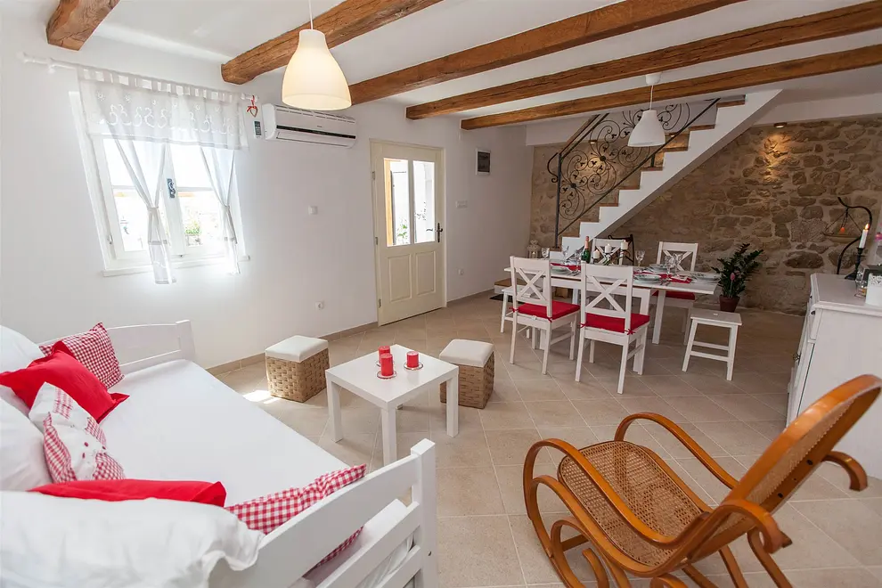 Ferienhaus in Crikvenica mit Pool 66126415 12969