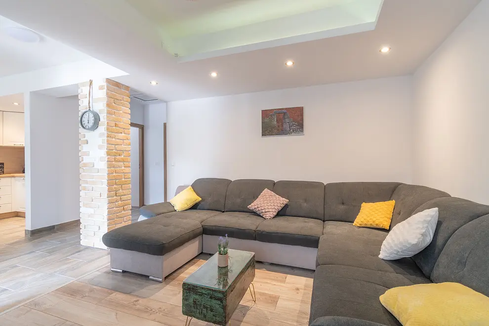 Ferienhaus in Makarska mit Pool 66133276 18307