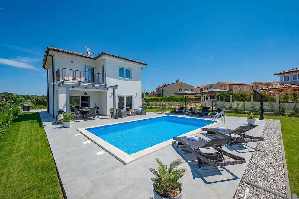 Ferienhaus in Porec mit Pool und haustiergeeignet 66129939 15685