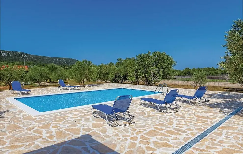 Ferienwohnung in Vodice mit Pool und haustiergeeignet 66133856 18787