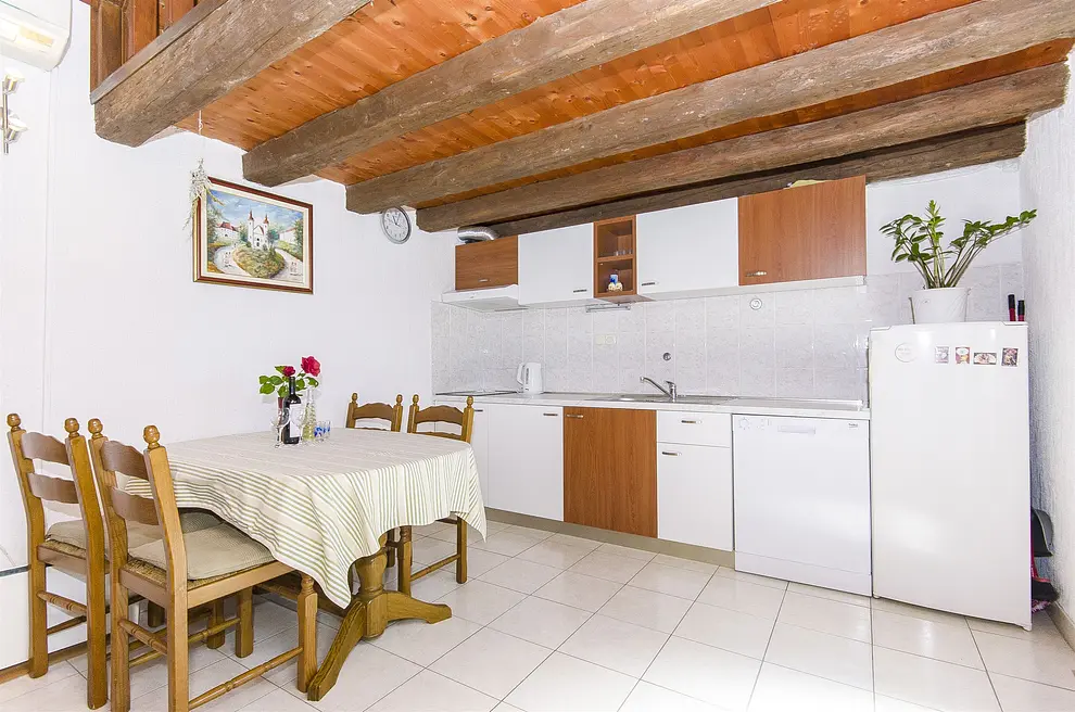 Ferienwohnung in Bol haustiergeeignet 66120060 8138