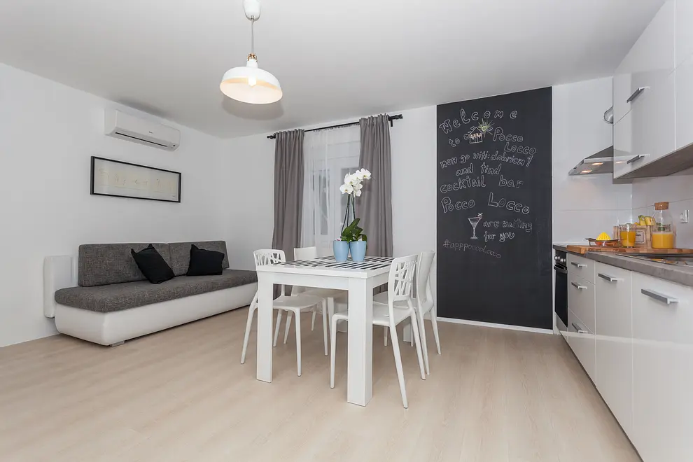 Ferienwohnung in Biograd mit Pool 999205223 33390 – Foto 2