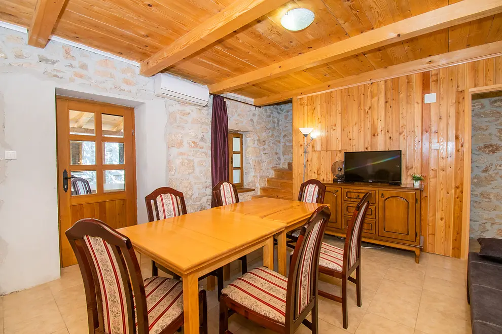 Ferienwohnung in Biograd mit Pool und haustiergeeignet 66139132 22004