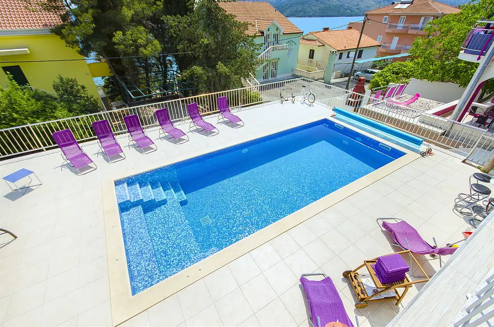 Ferienhaus in Seget mit Pool und haustiergeeignet 66127016 13472