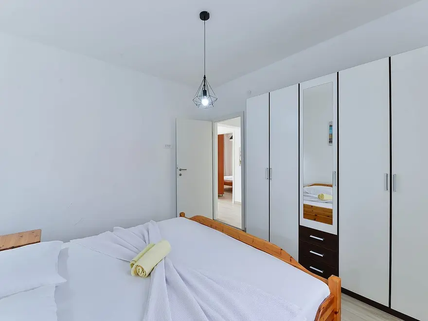 Ferienwohnung in Galovac mit Pool 999212990 40539