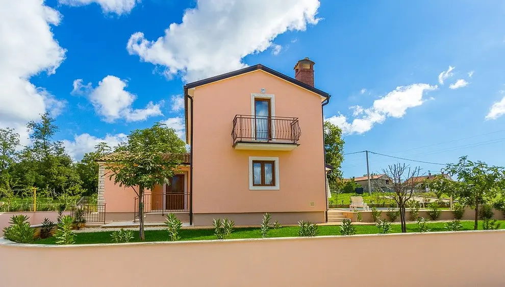 Ferienhaus in Tinjan mit Pool und haustiergeeignet 66123571 10850