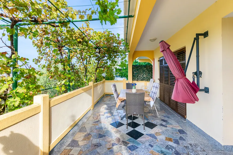 Ferienwohnung in Rab  66142499 24104