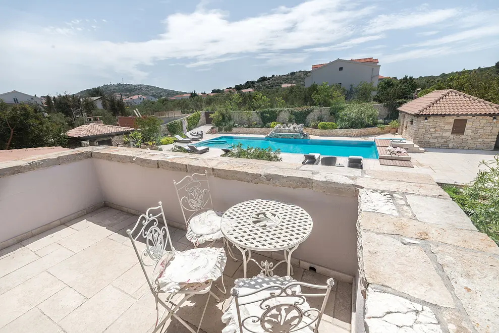 Ferienwohnung in Murter mit Pool und haustiergeeignet 66130019 15730