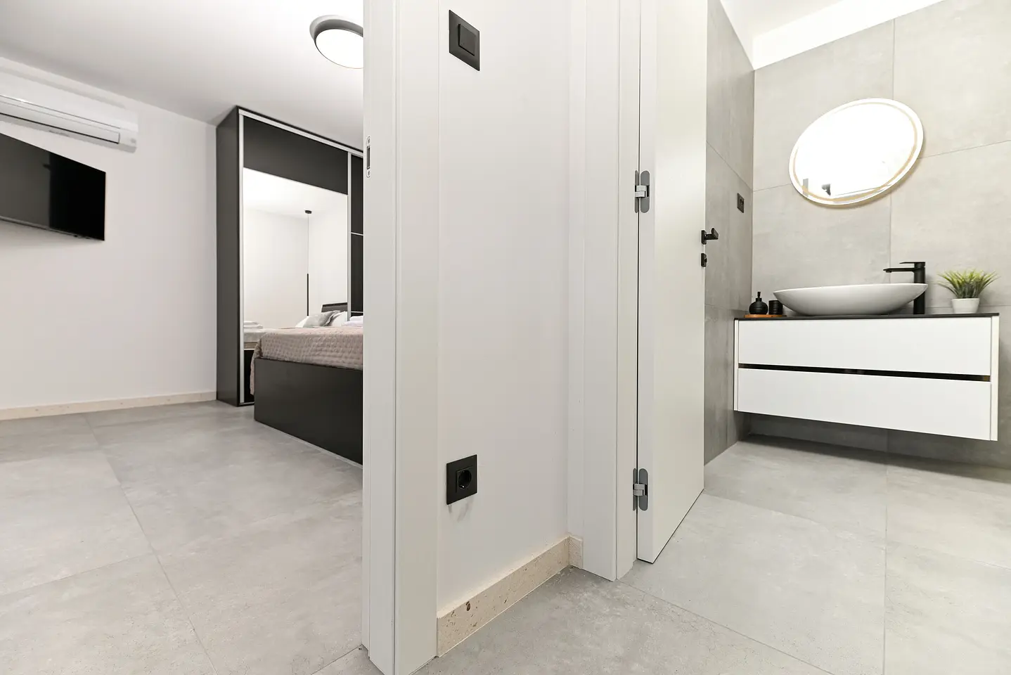 Ferienhaus in Kastela mit Pool 999208269 36246