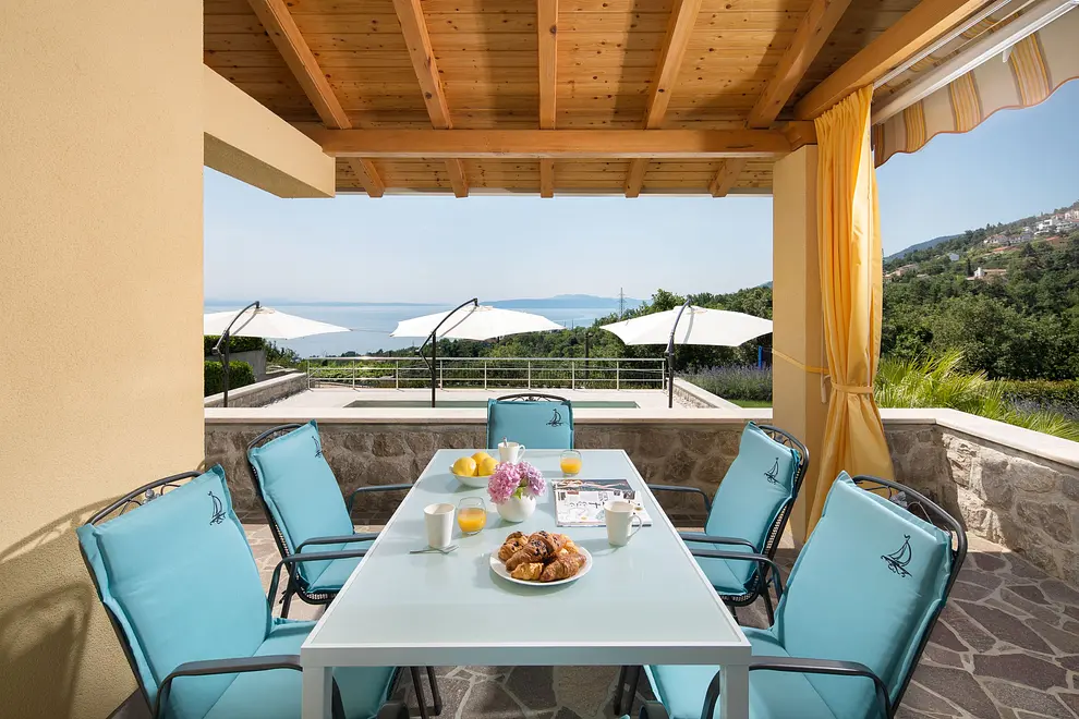 Ferienhaus in Opatija mit Pool 66125514 12243