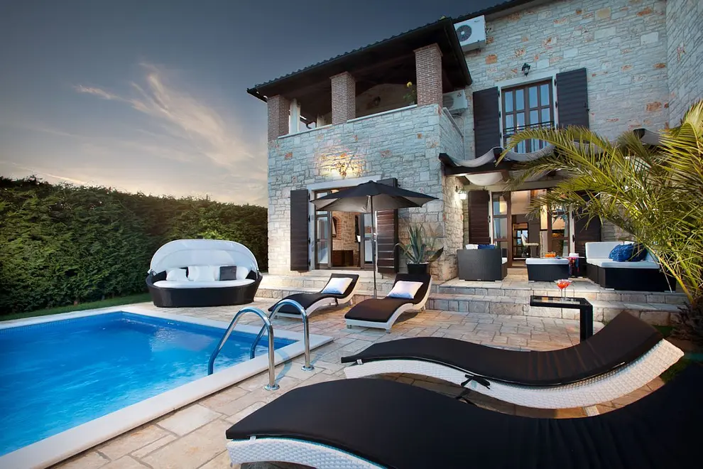 Ferienhaus in Porec mit Pool und haustiergeeignet 66124152 11229