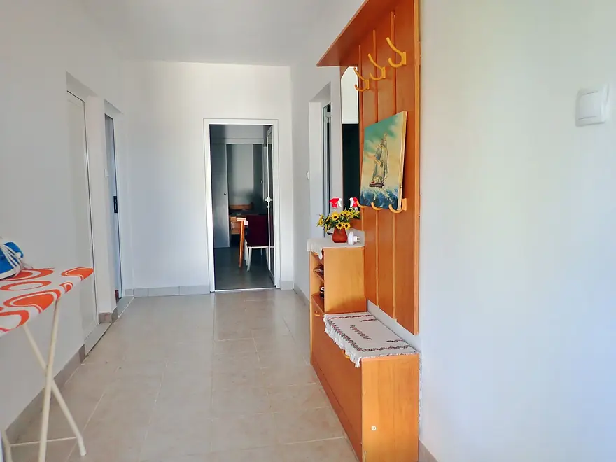 Ferienwohnung in Starigrad  999204430 32625
