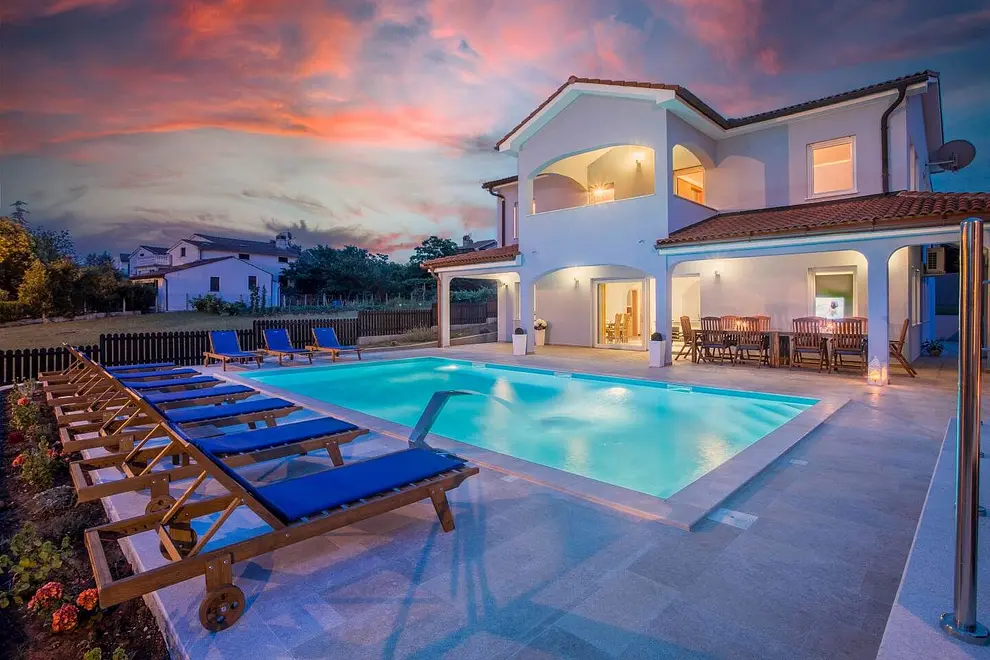 Ferienhaus in Porec mit Pool und haustiergeeignet 66128488 14641