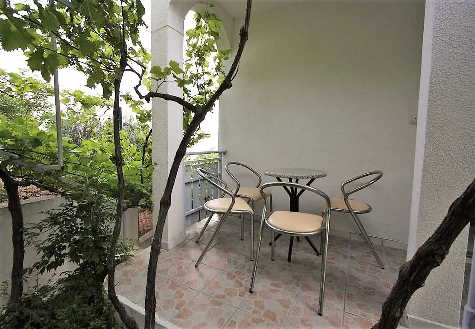 Ferienwohnung in Omis  66152122 26070