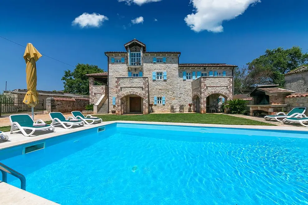 Ferienhaus in Porec mit Pool und haustiergeeignet 66129597 15439