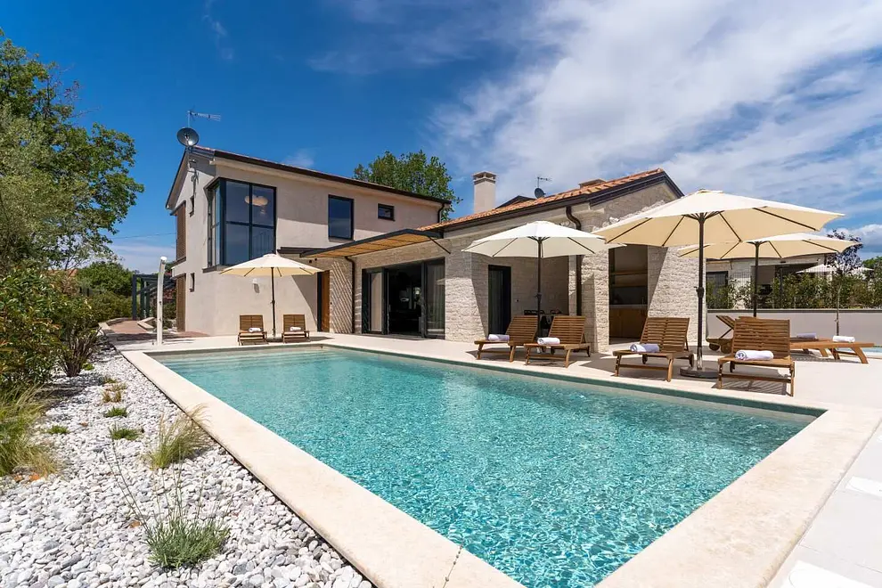 Ferienhaus in Porec mit Pool 66137217 20532