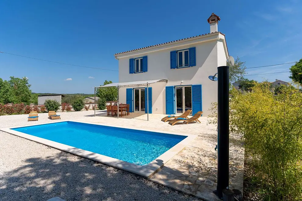 Ferienhaus in Porec mit Pool und haustiergeeignet 66130025 15734