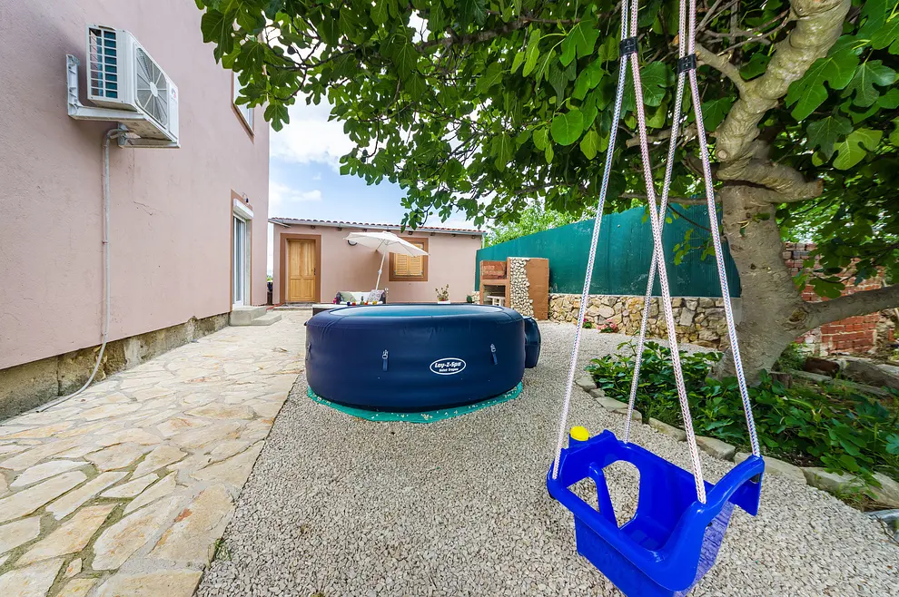 Ferienwohnung in Nin mit Pool und haustiergeeignet 66132245 17448