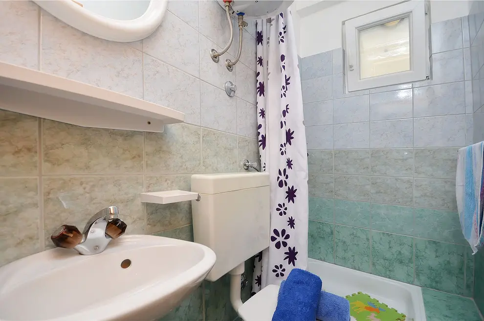 Ferienwohnung in Tribunj mit Pool 999205635 33777 – Foto 9