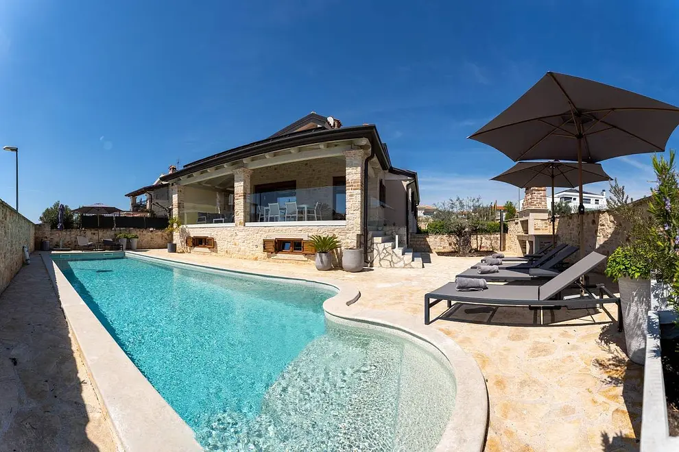 Ferienhaus in Porec mit Pool und haustiergeeignet 66134039 18908