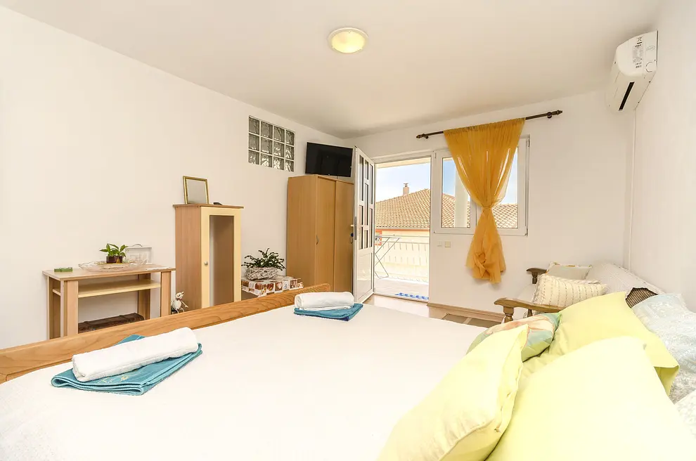 Ferienwohnung in Tribunj mit Pool 999205632 33774 – Foto 8
