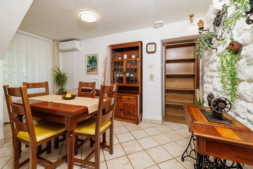 Ferienwohnung in Krsan mit Pool 999204996 33168 – Foto 9