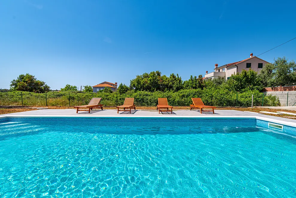 Ferienwohnung in Nin mit Pool 66116415 5766