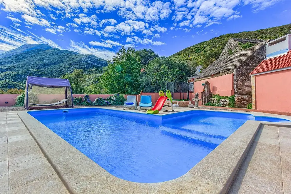 Ferienwohnung in Makarska mit Pool und haustiergeeignet 66144699 25183