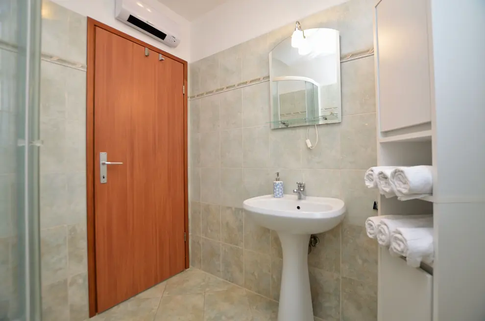 Ferienhaus in Porec mit Pool und haustiergeeignet 999208263 36240 – Foto 45