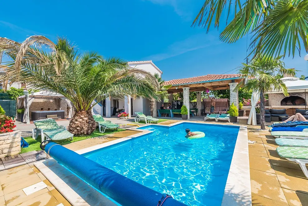 Ferienwohnung in Sukosan mit Pool 66152718 26529