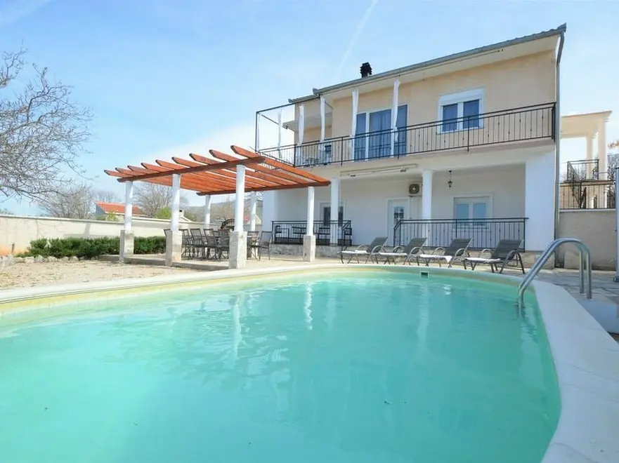 Ferienhaus in Sibenik mit Pool und haustiergeeignet 66138706 21615