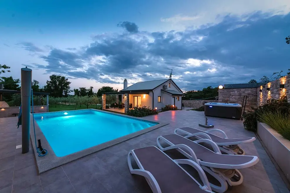 Ferienhaus in Umag mit Pool und haustiergeeignet 66128486 14640