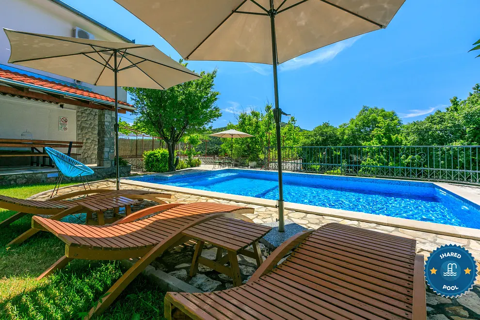 Ferienwohnung in Novi Vinodolski mit Pool und haustiergeeignet 999204160 32371