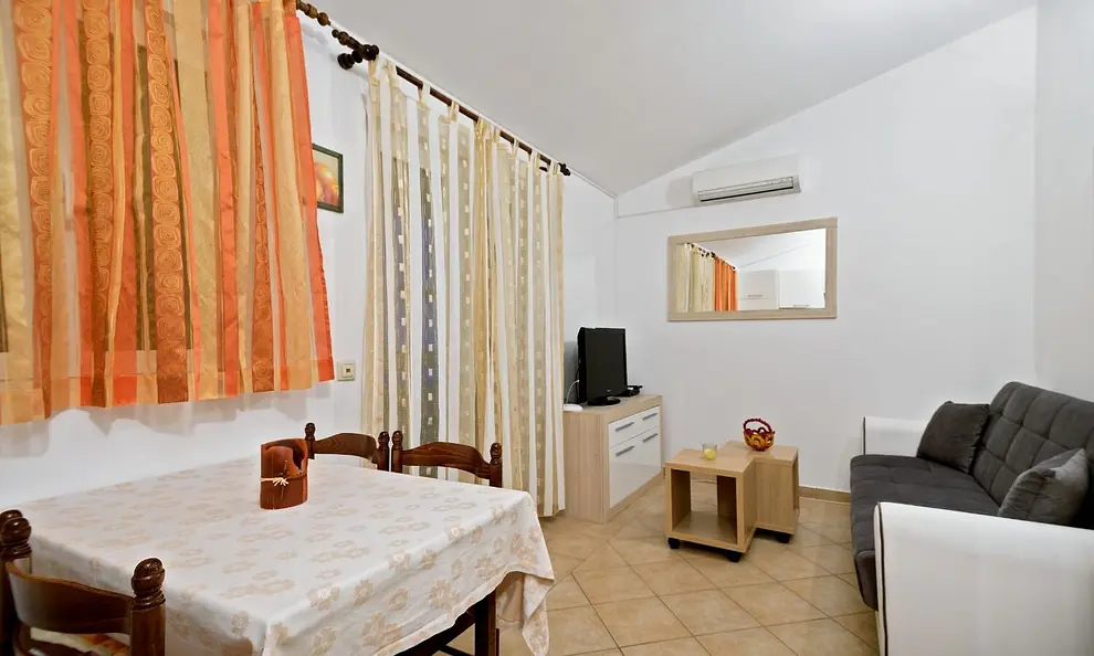 Ferienwohnung in Rogoznica mit Pool 999210907 38738 – Foto 2