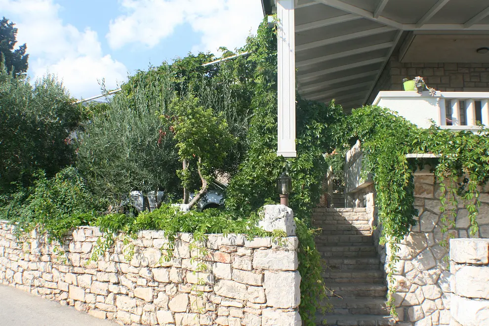 Ferienappartment in Bol  999205200 33367