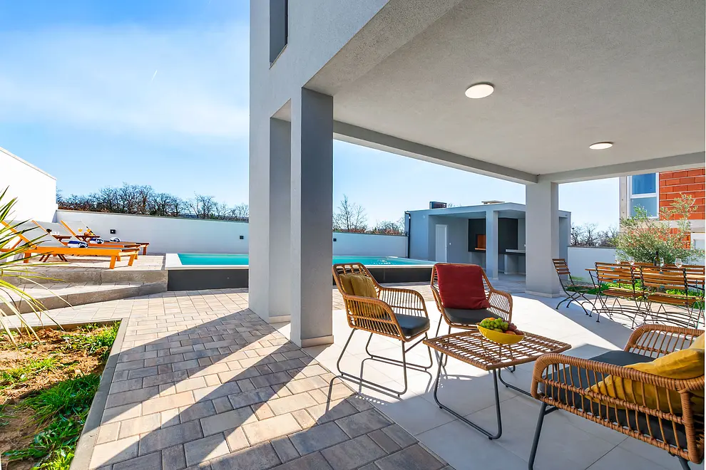 Ferienhaus in Policnik mit Pool 999212593 40187