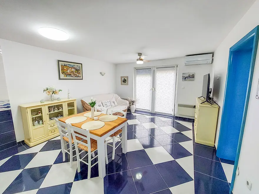 Ferienwohnung in Klenovica  999236964 43075