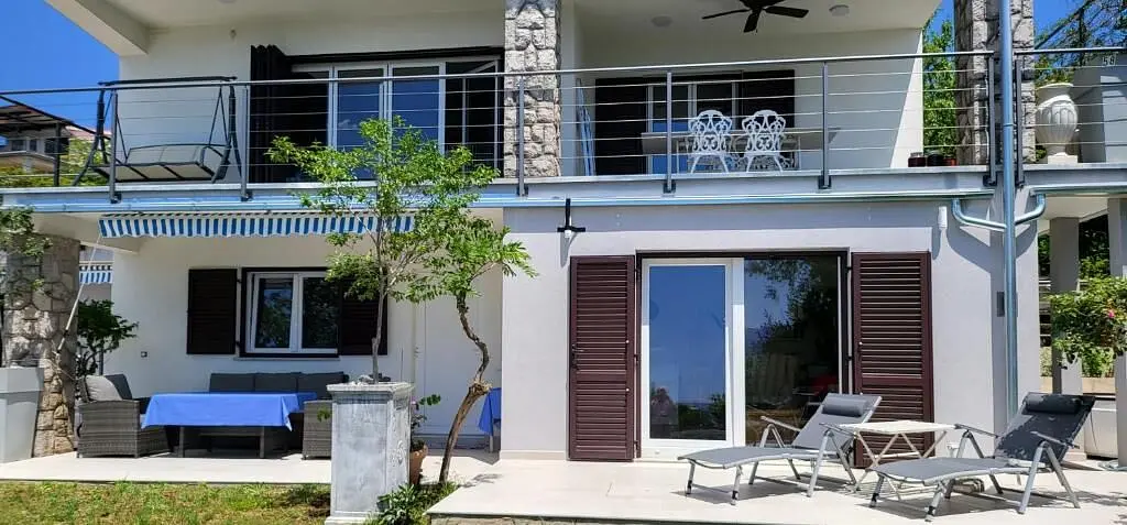 Ferienwohnung in Novi Vinodolski  999206480 34581
