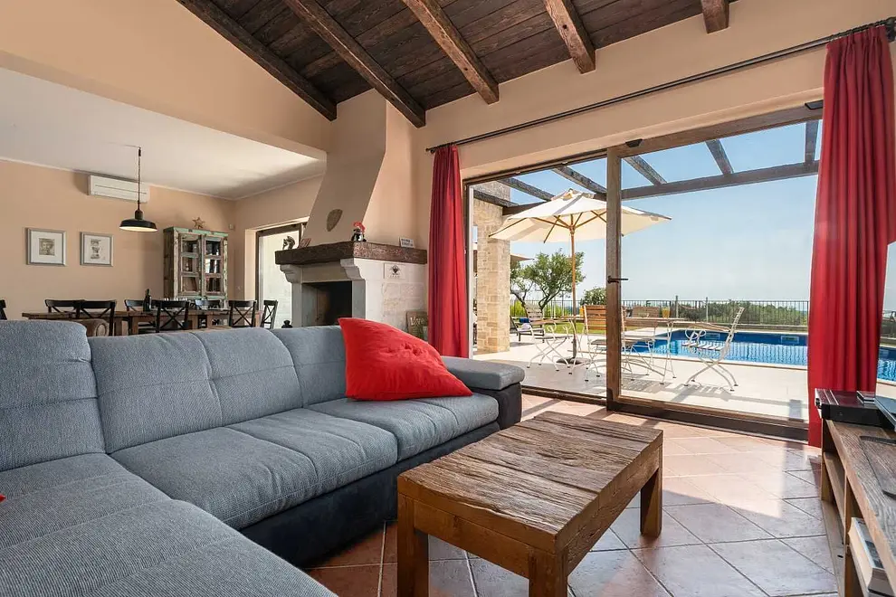 Ferienhaus in Porec mit Pool und haustiergeeignet 66128792 14856