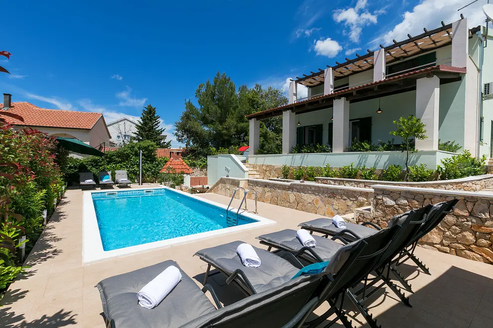 Ferienhaus in Rogoznica mit Pool und haustiergeeignet 66131312 16712