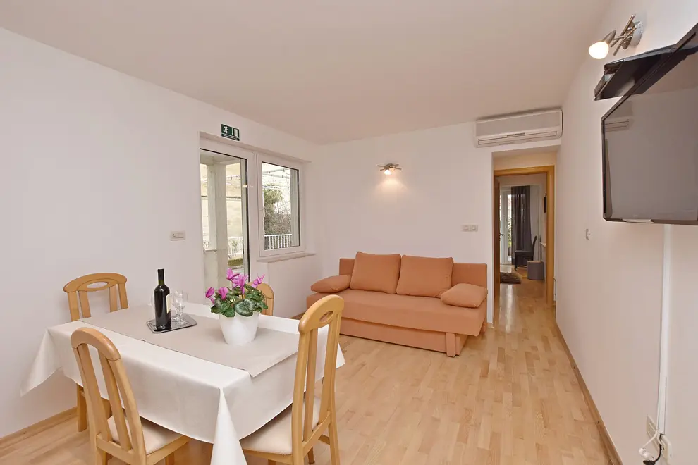 Ferienwohnung in Omis  66110737 3762