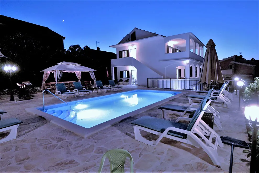 Ferienhaus in Ciovo mit Pool 66126418 12972