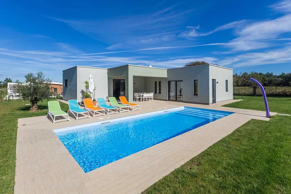 Ferienhaus in Zminj mit Pool und haustiergeeignet 66133770 18735