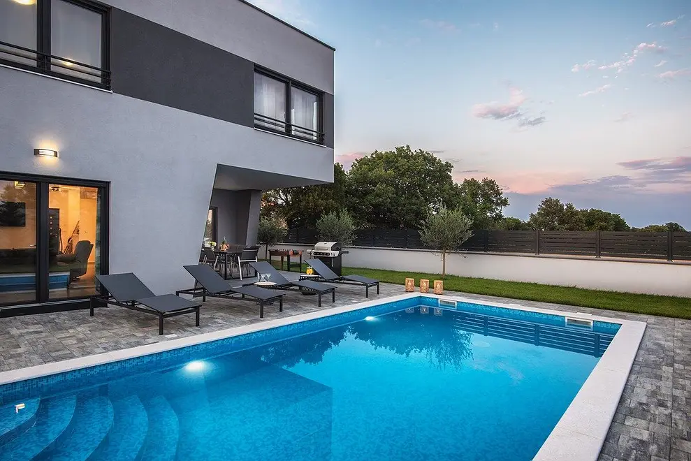 Ferienhaus in Liznjan mit Pool 66137289 20588