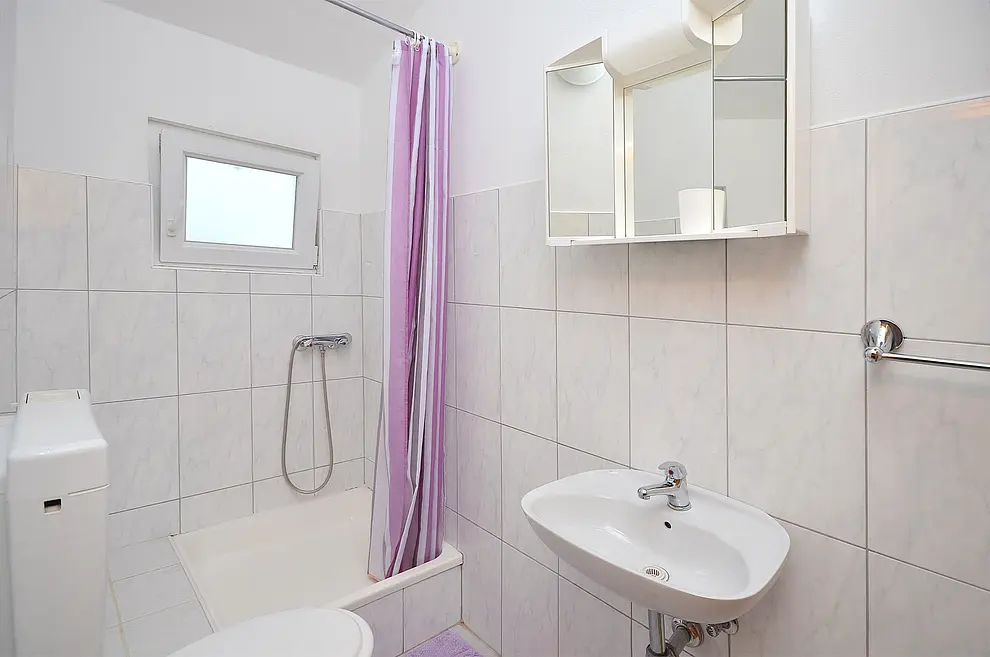Ferienwohnung in Tribunj mit Pool 999205636 33778 – Foto 16
